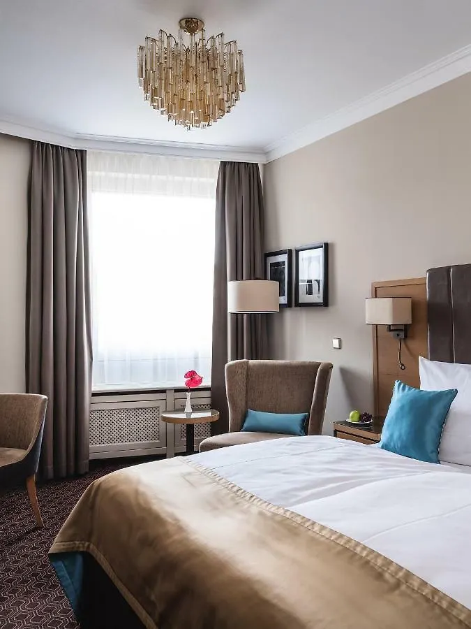 Althoff Hotel Am Schlossgarten Stuttgart 5*,  Germany
