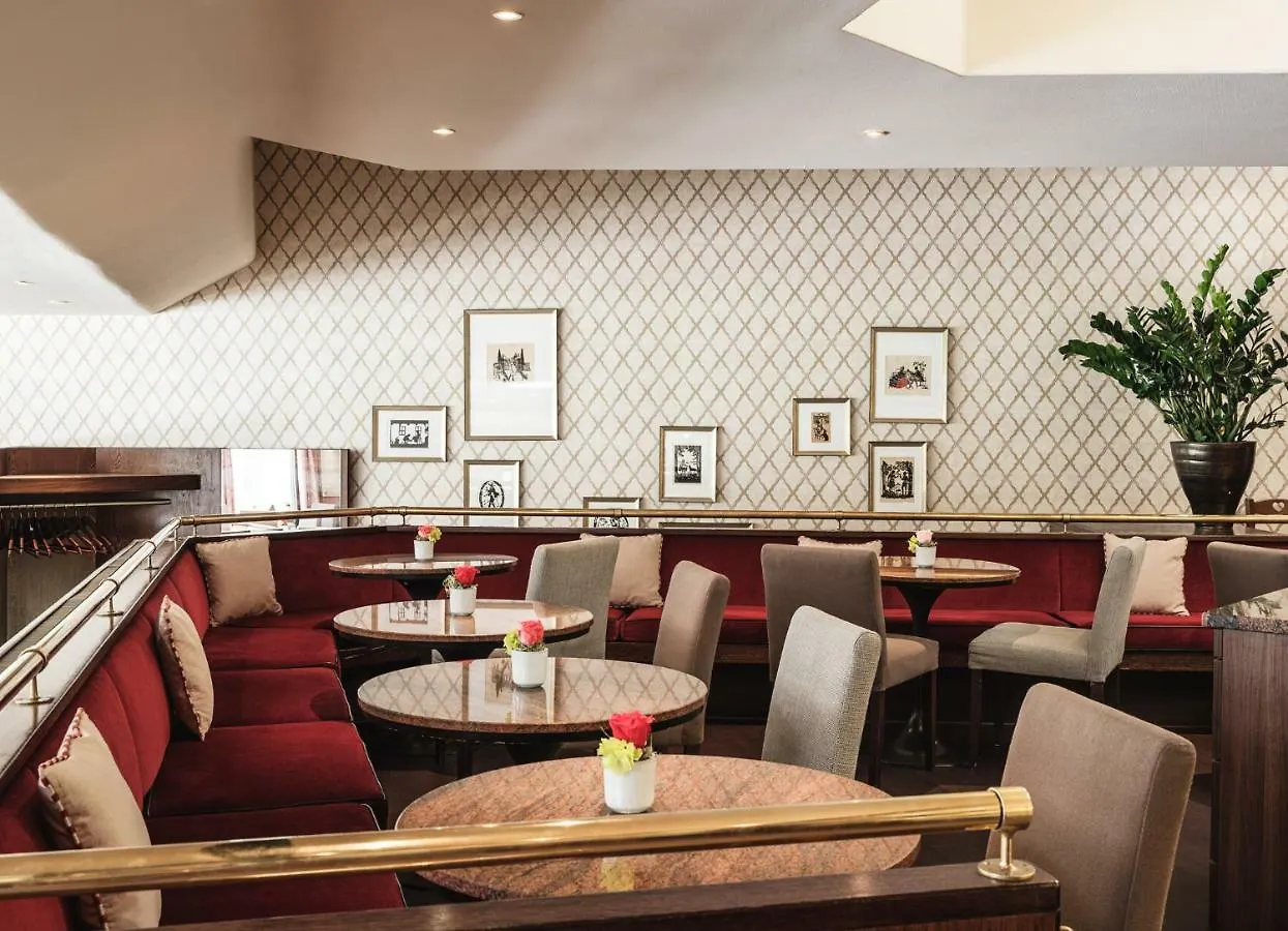 Althoff Hotel Am Schlossgarten Stuttgart