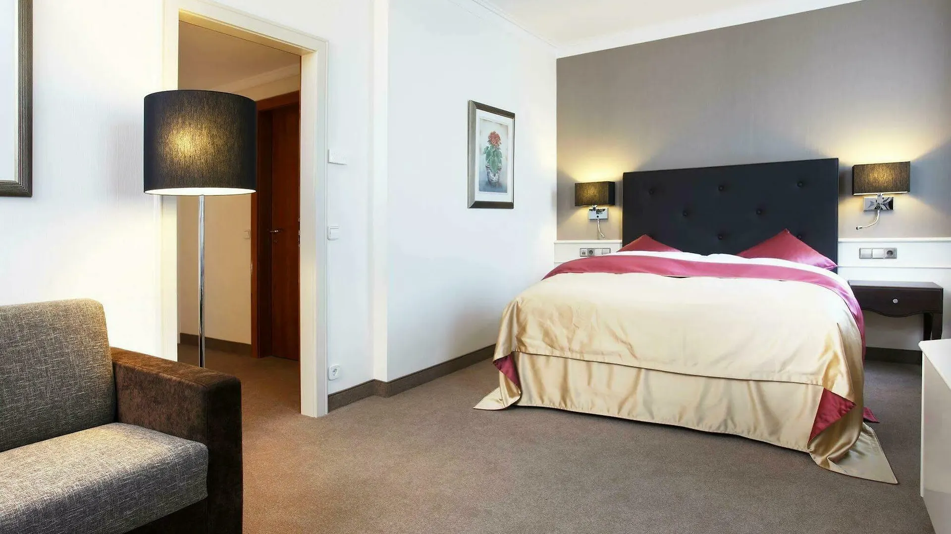 Althoff Hotel Am Schlossgarten Stuttgart
