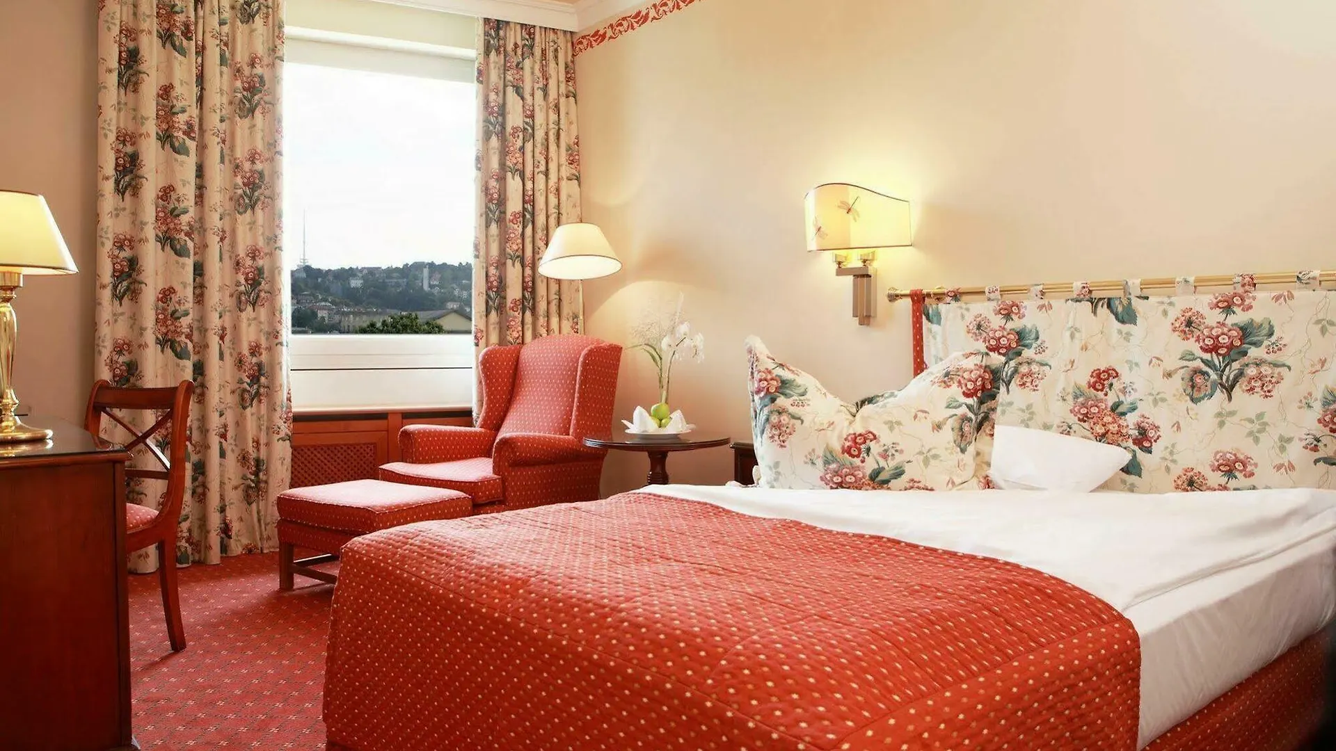 Althoff Hotel Am Schlossgarten Stoccarda