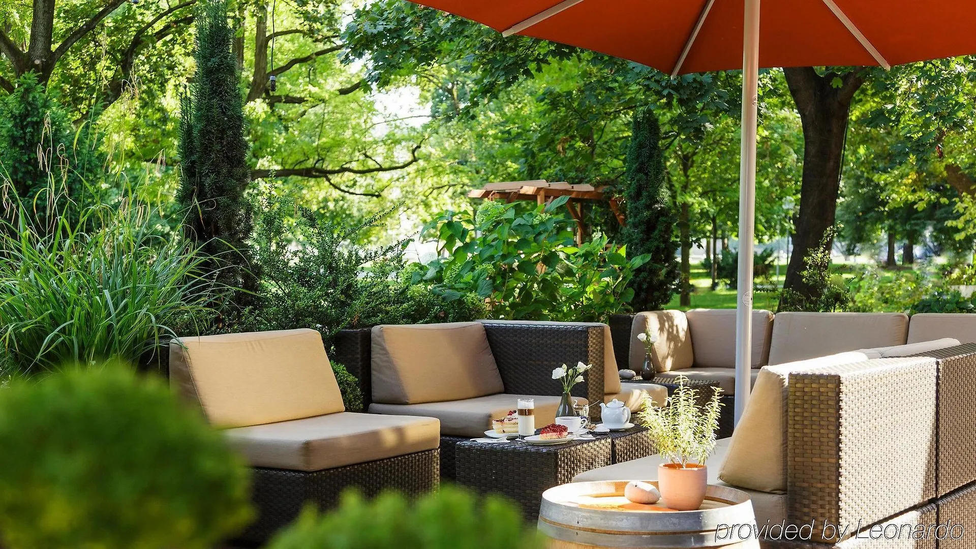 Althoff Hotel Am Schlossgarten Stuttgart 5*,  Germany